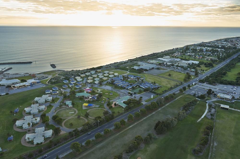 The Retreat West Beach Parks Аделаида Экстерьер фото