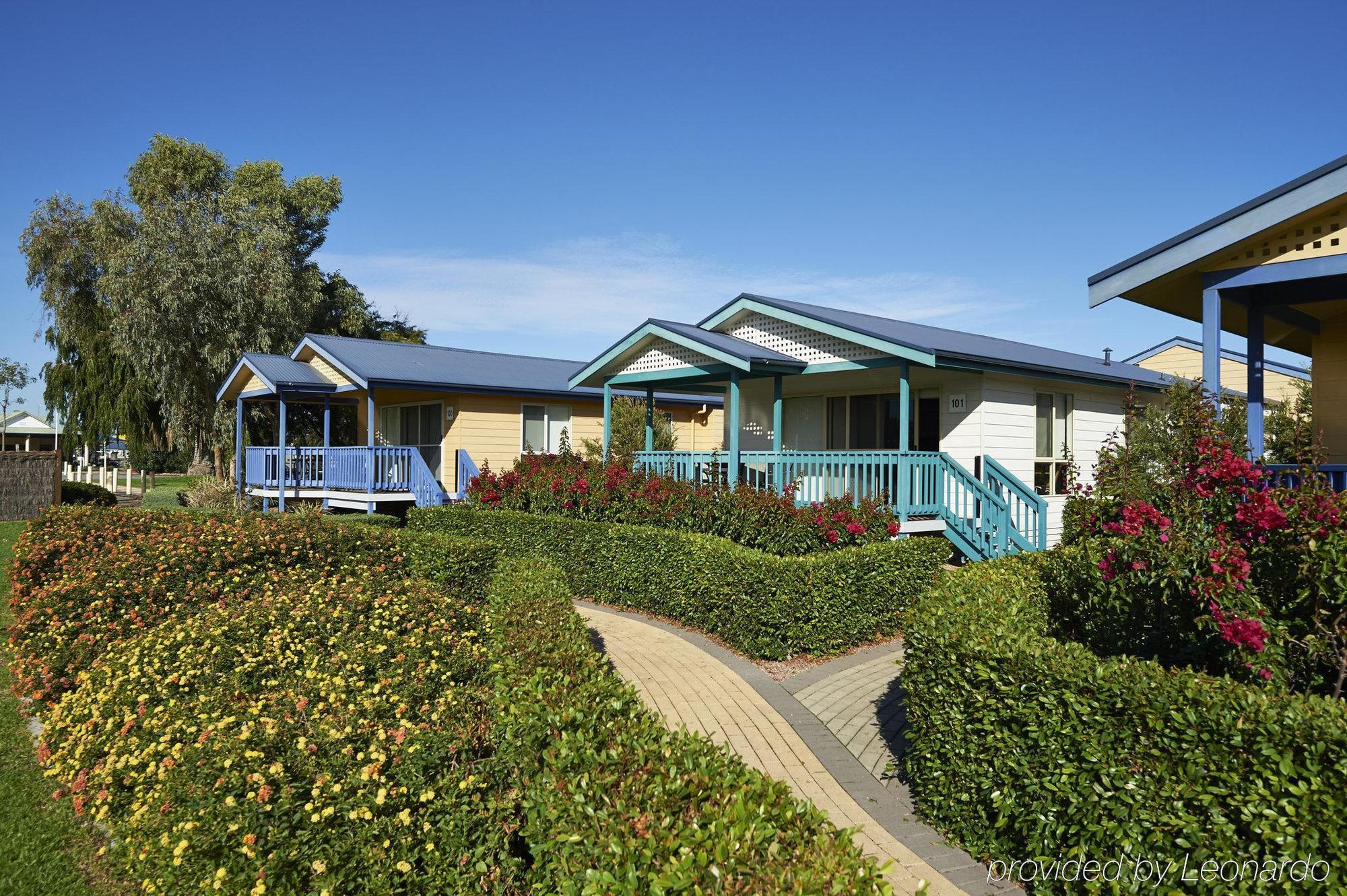 The Retreat West Beach Parks Аделаида Экстерьер фото